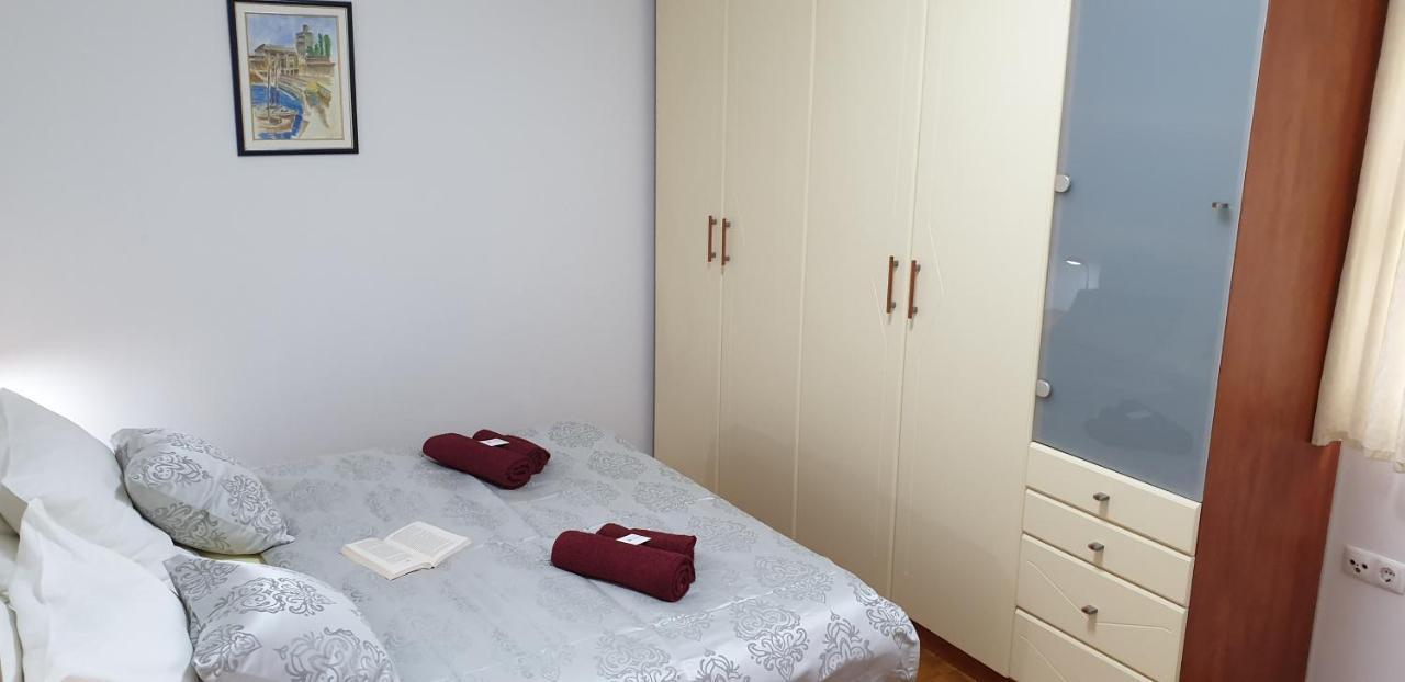 Apartment Sunny Smile ซาดาร์ ภายนอก รูปภาพ
